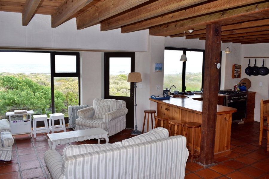 6 Bedroom Property for Sale in Suiderstrand Western Cape